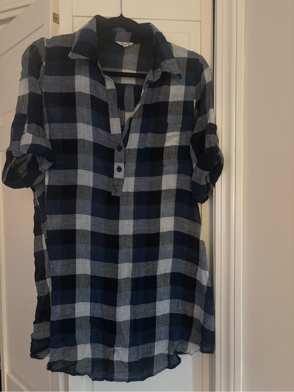 Women’s Navy and Light Gray Plaid Button-Front Shirt